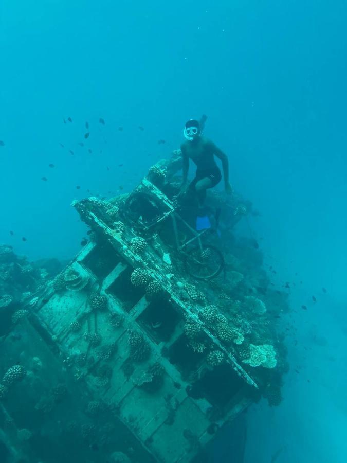Vaali Maldives Island Escapes & Dive Hotel Фелиду Екстериор снимка